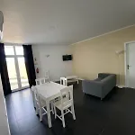 Apartment White Pico *